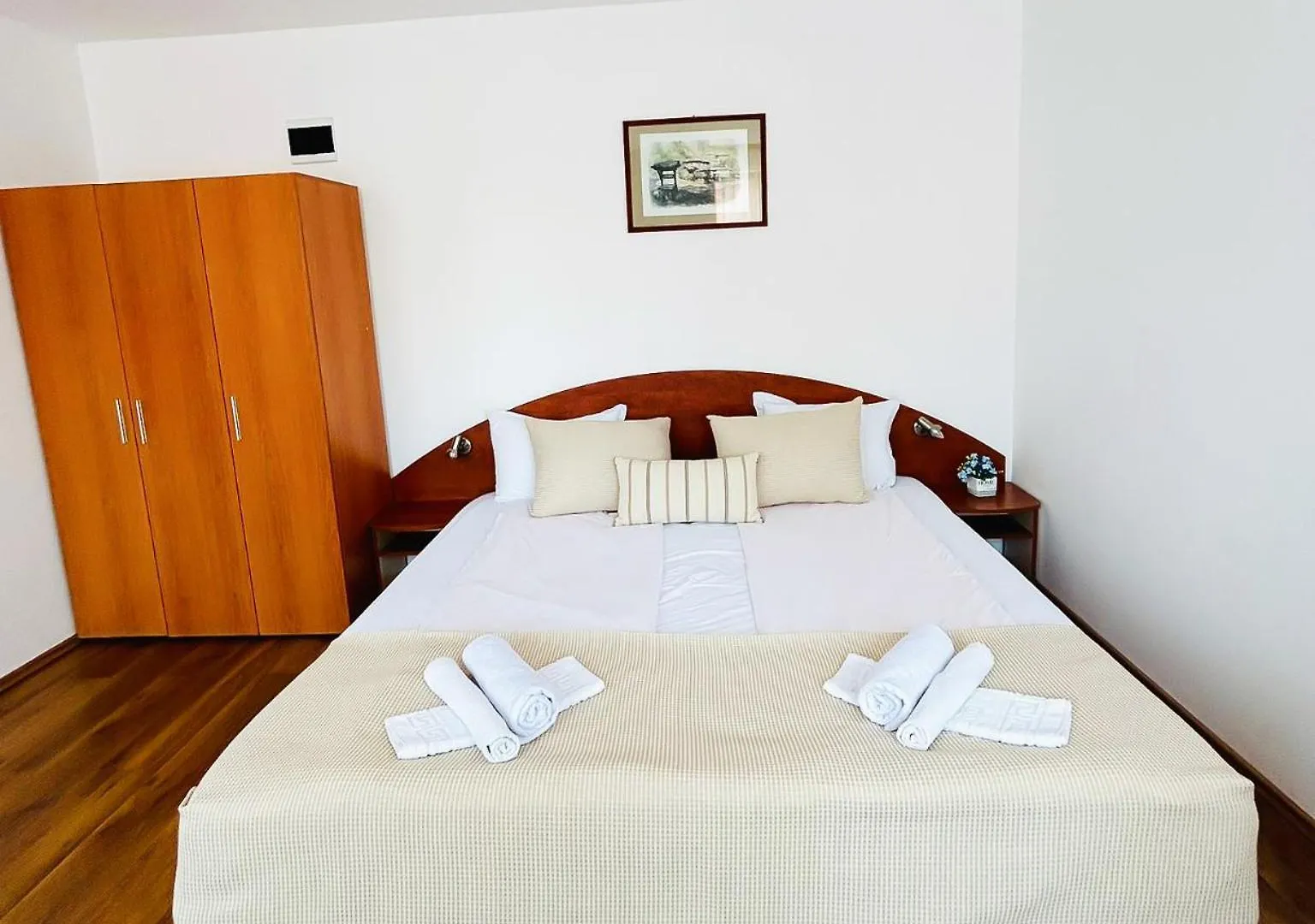 Family Hotel Helios Солнечный берег