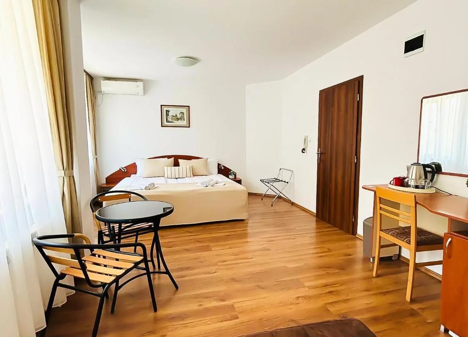 Family Hotel Helios Солнечный берег Гостевой дом