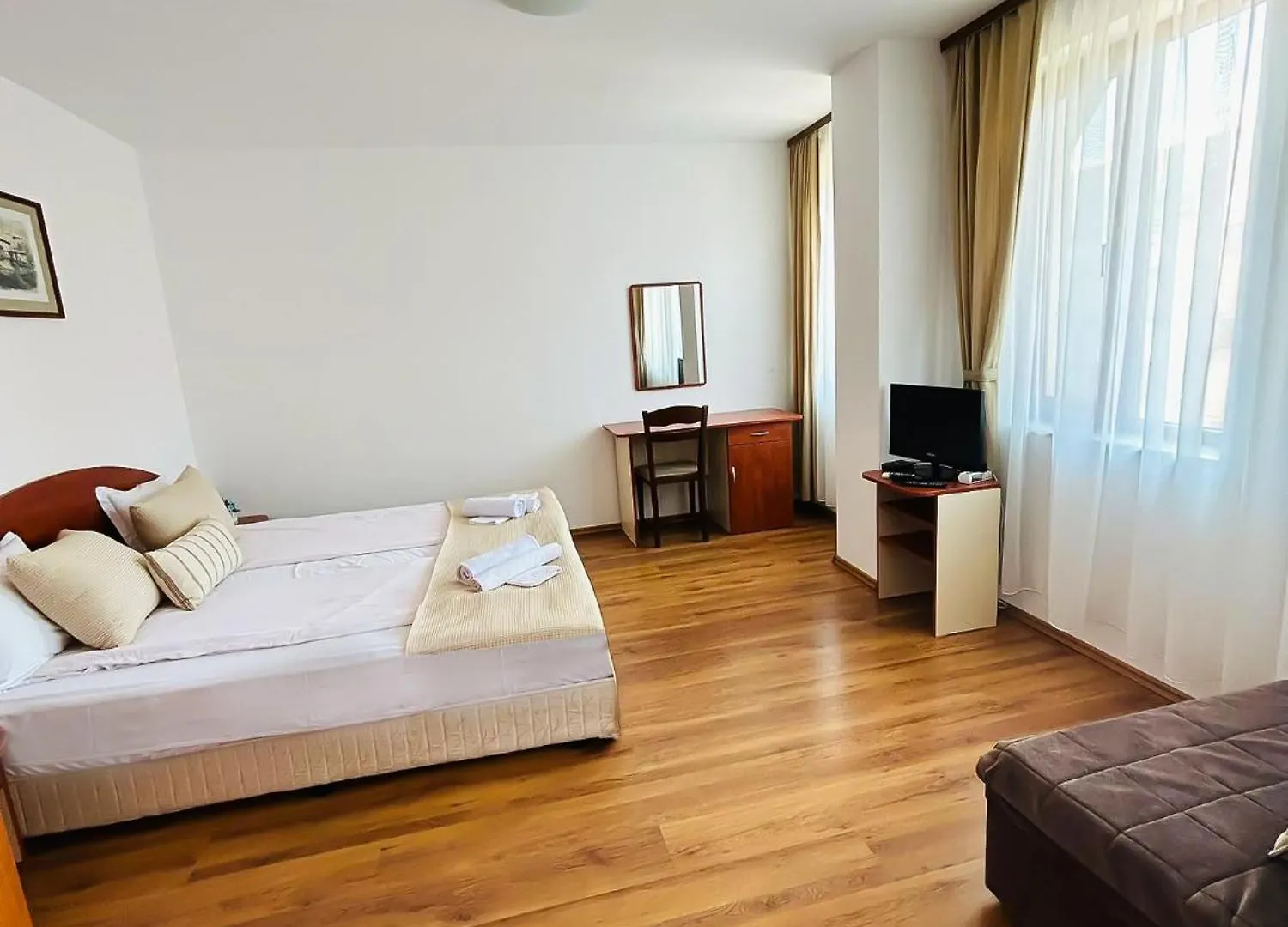 Family Hotel Helios Sunny Beach 0*,  Bulgaria